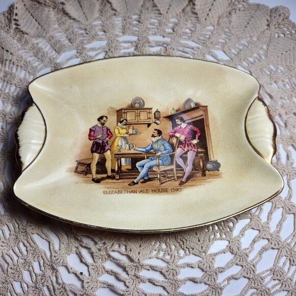 Royal Winton Grimwades Dish 7.5" x 5.75" Elizabethan Ale House 1590 Vintage - Picture 1 of 10